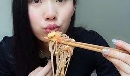 李小姐吃酸笋最新爆料视频